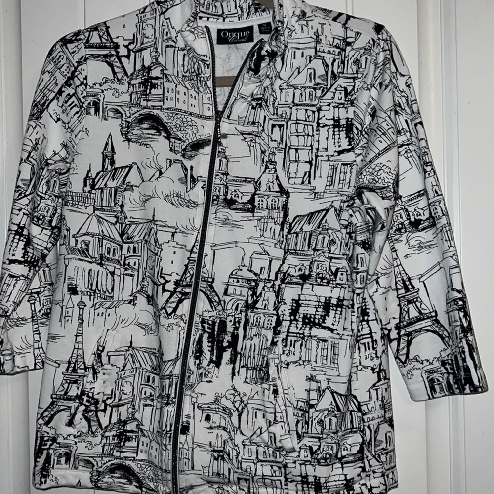 Onque casual Paris scenes